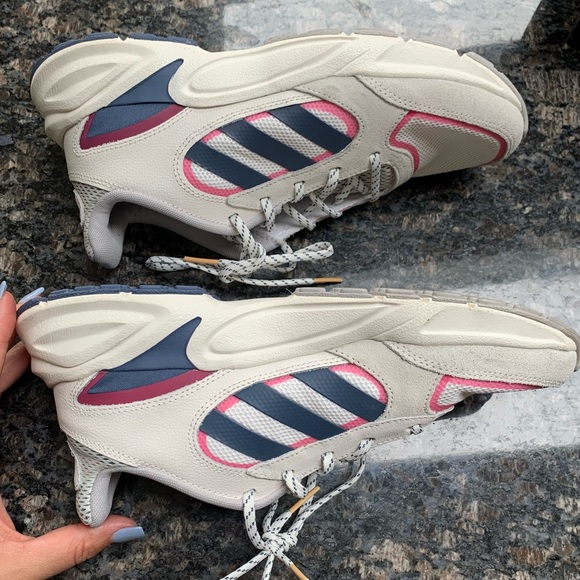 Adidas sneakers - Picture 7 of 9